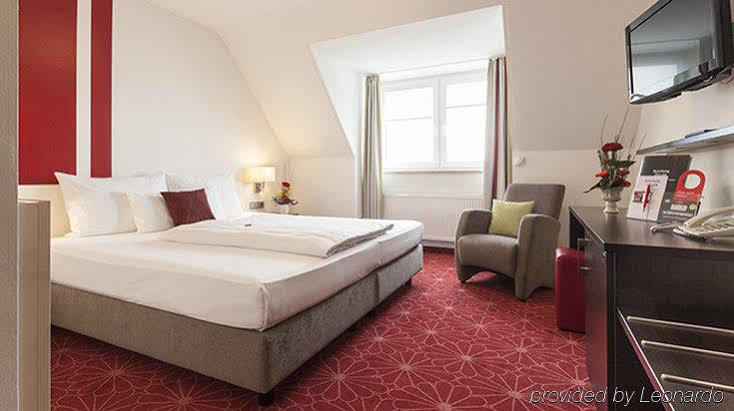 Best Hotel ZELLER Königsbrunn Exterior foto